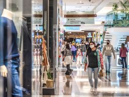 Shoppings em crise, com queda de 36,3% em vendas no ano