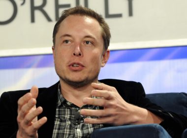 Elon Musk afirma que ele, Tesla e SpaceX possuem Bitcoin